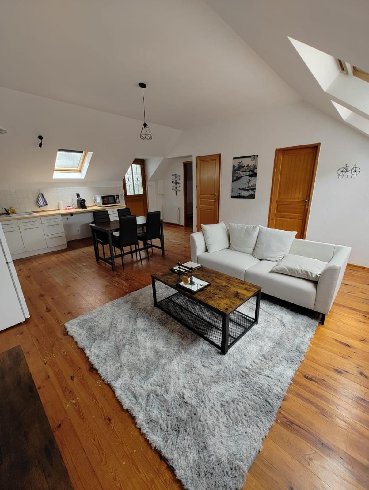 Pont-de-lʼArche Cosy Appartement 2 Chambres מראה חיצוני תמונה